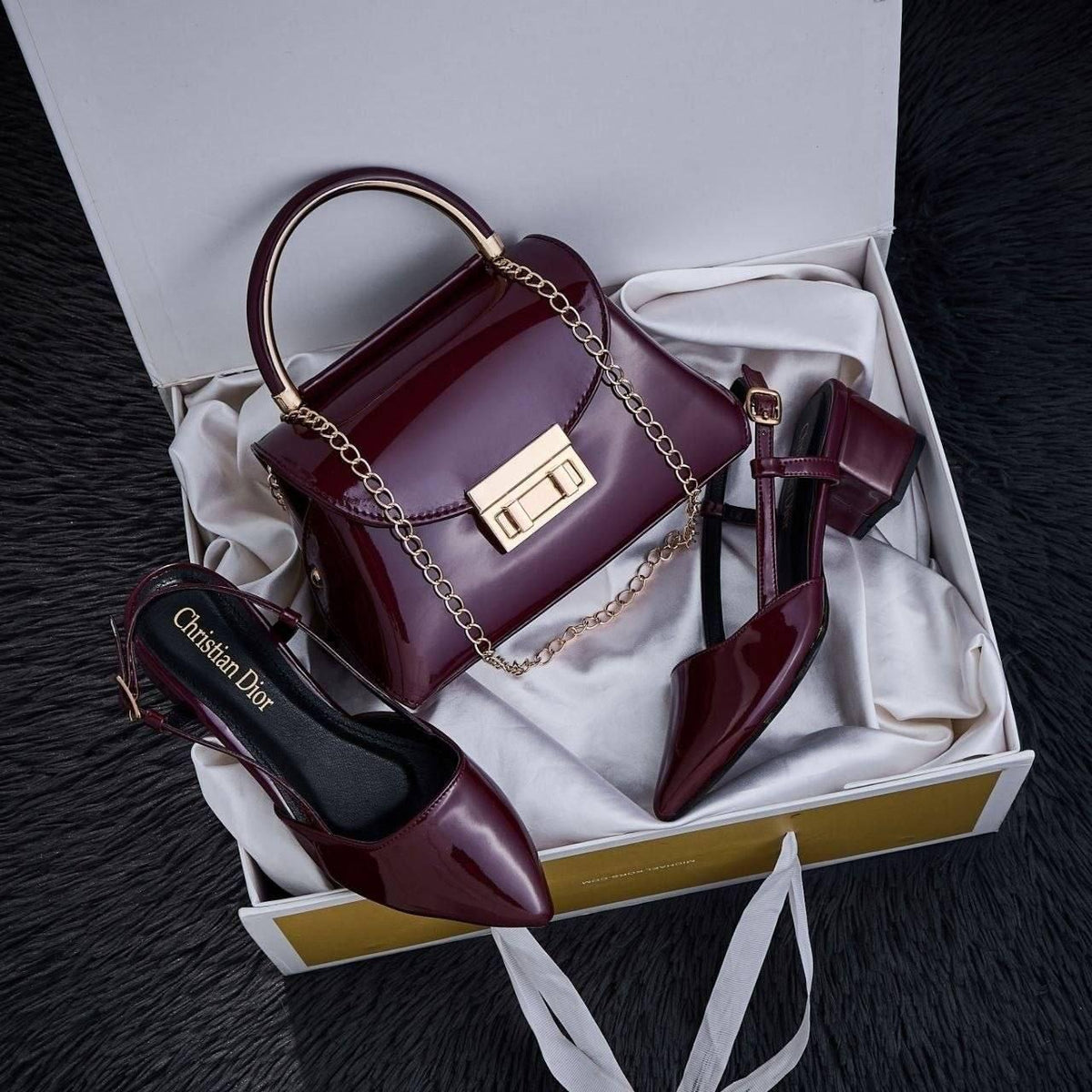 Ensemble Sac à Main Structuré & Escarpins Assortis – Édition Élégance
